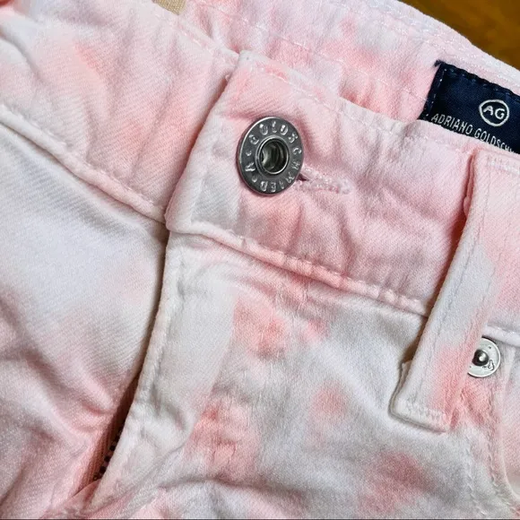 AG Daisy Low Rise Shorts in Pink Tye Dye AG size 25