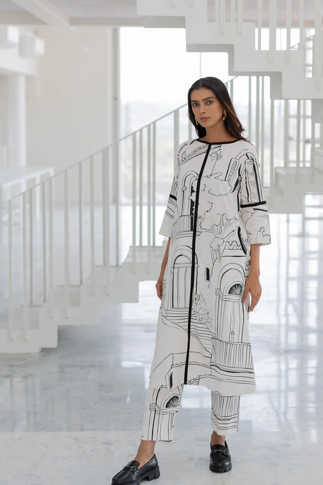 Arches and Avenues Kurta