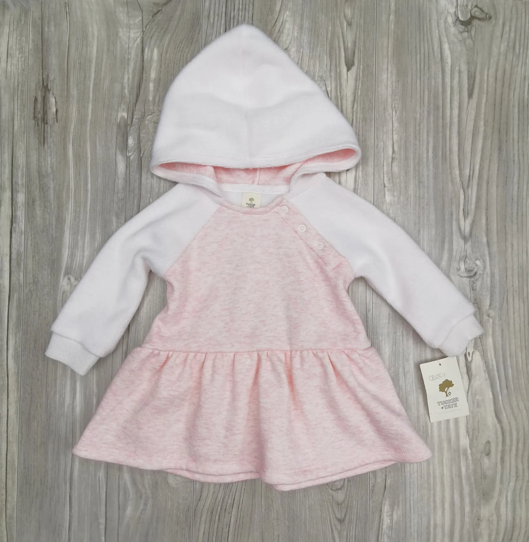 BABY GIRL SIZE 6 MONTHS - TUCKER & TATE, Silky Soft Pullover Hoodie NWT B31