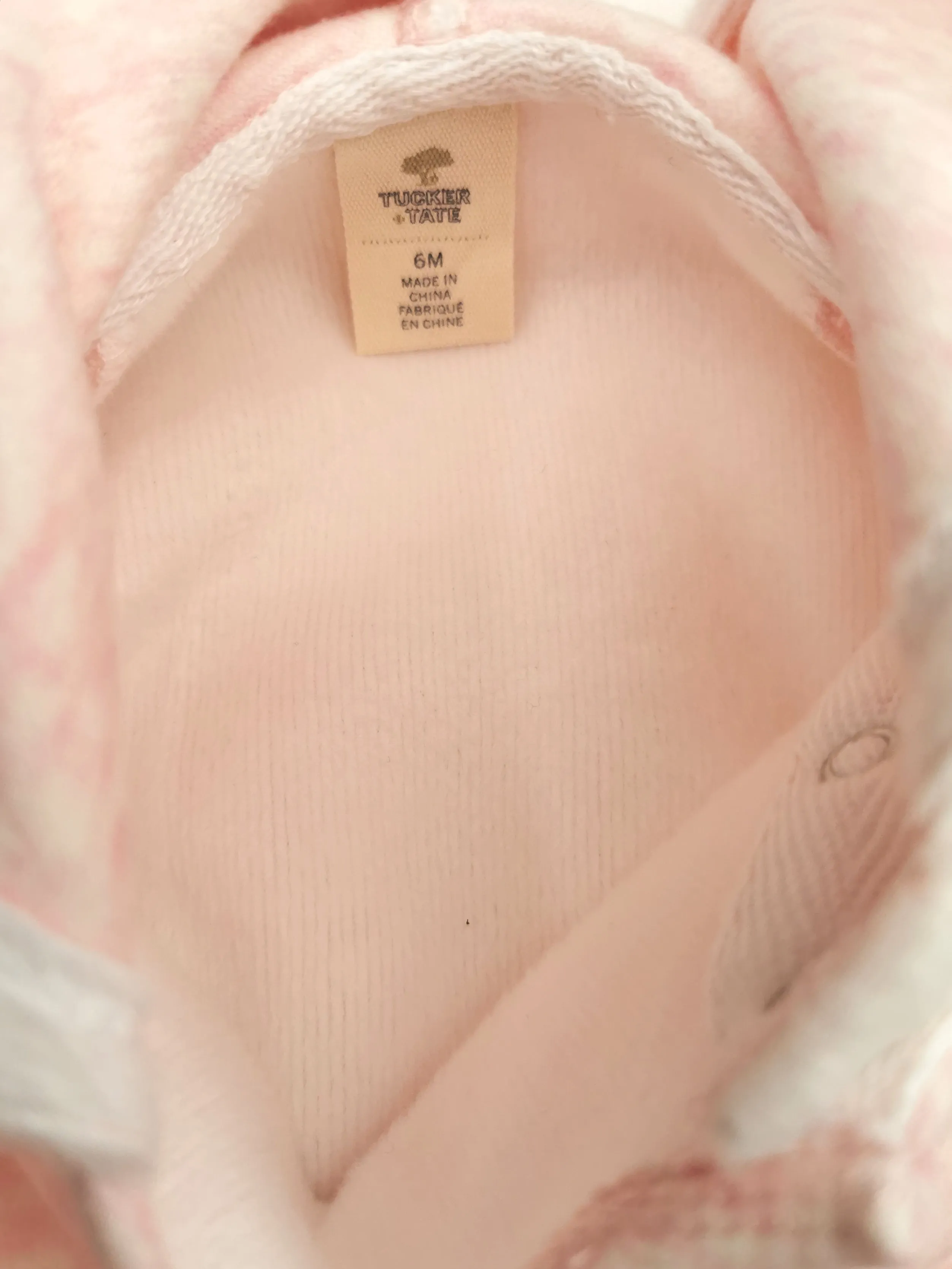 BABY GIRL SIZE 6 MONTHS - TUCKER & TATE, Silky Soft Pullover Hoodie NWT B31
