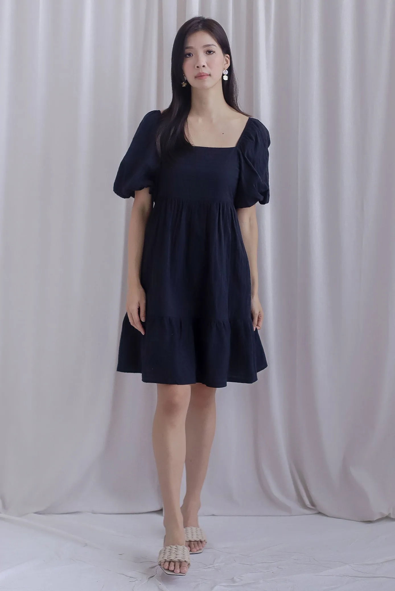 Bella Babydoll Puffy Sleeves Dress In Black