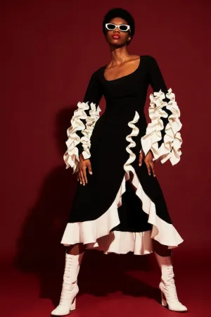 Black and White Scoop Neck Ruffle Sleeve Dress