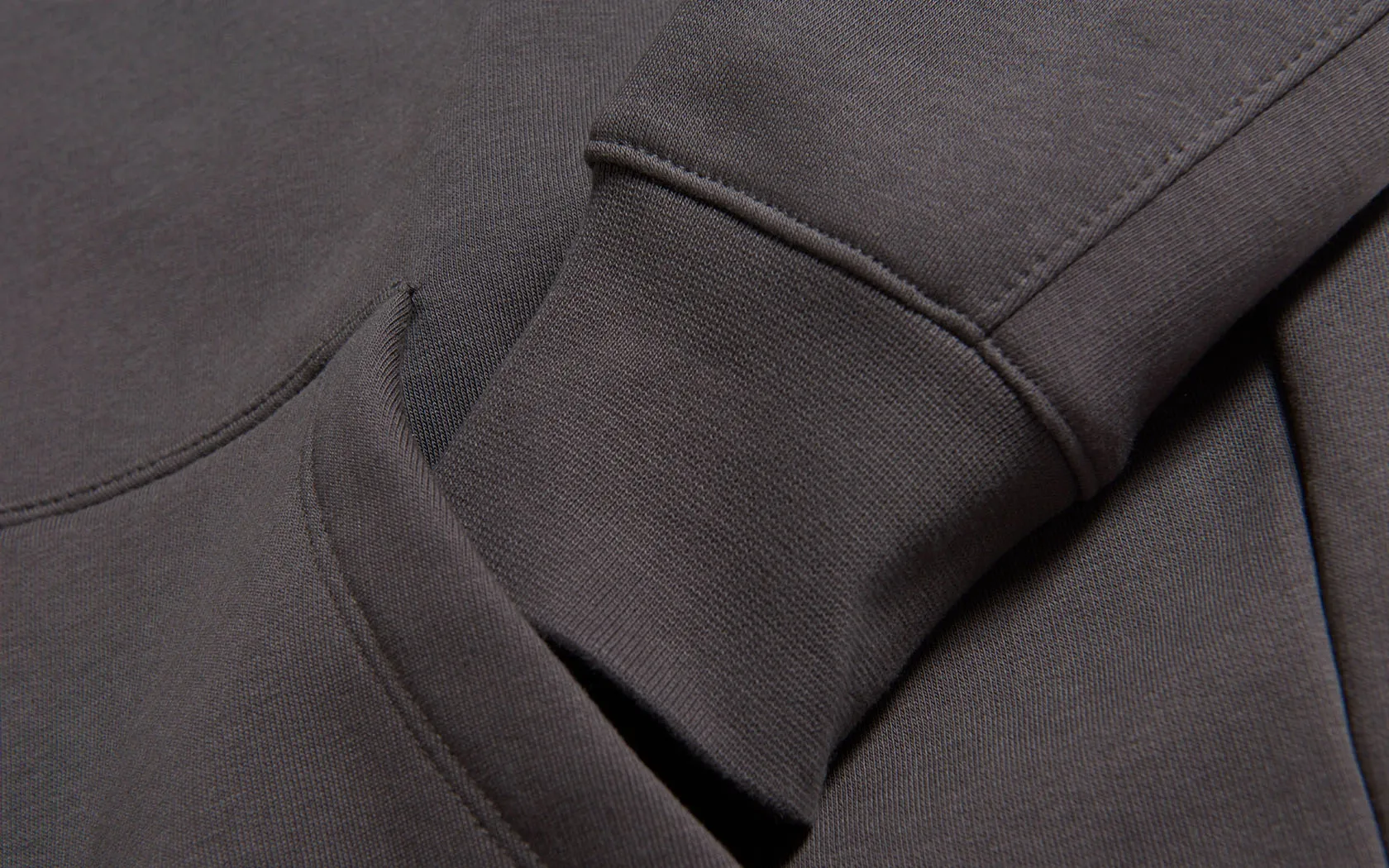 BOWMAN LOGO HOOD