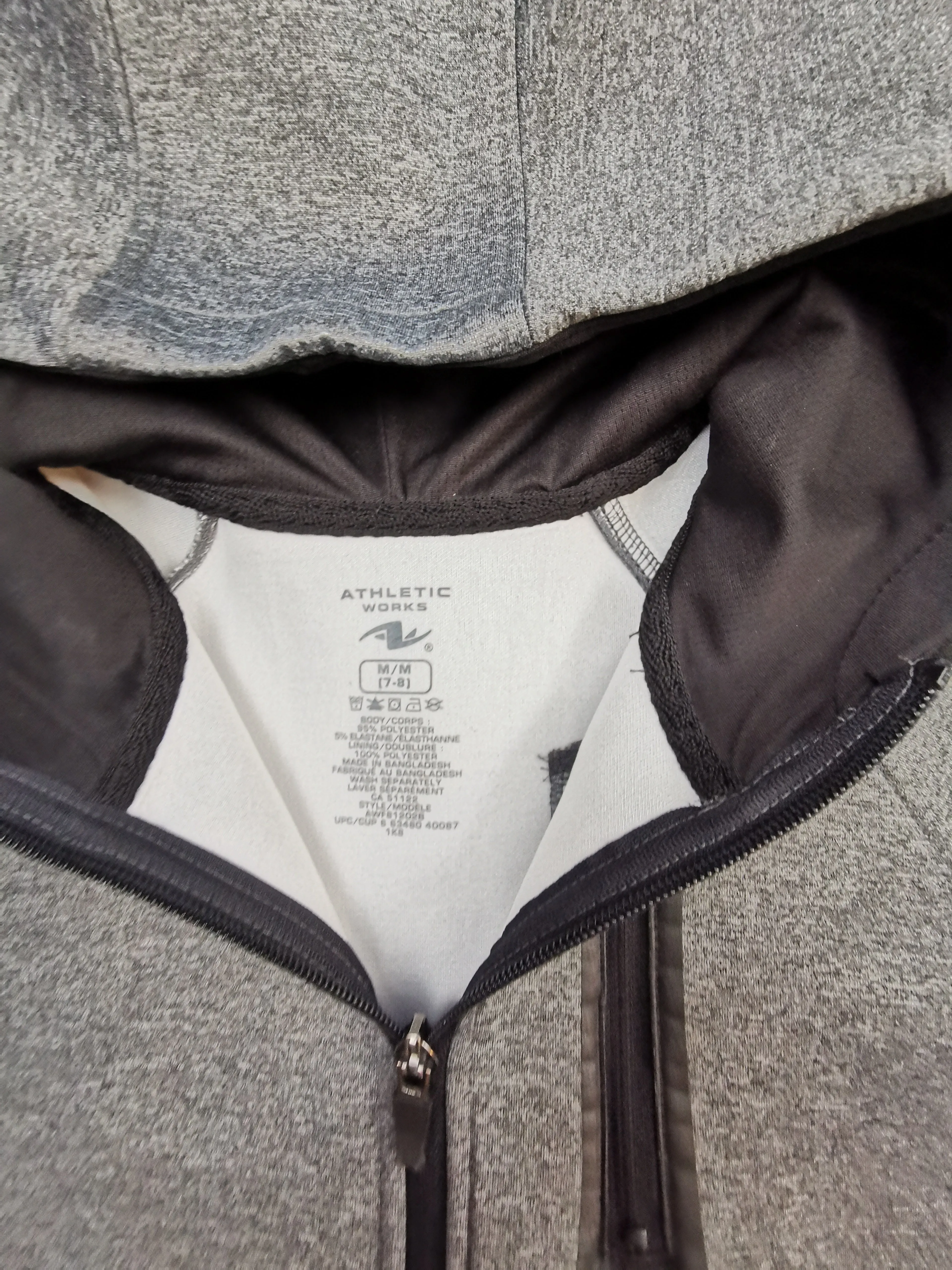 BOY SIZE MEDIUM (7/8 YEARS) ATHLETIC WORKS, Zippered Athletic Jacket, Hooded EUC B35