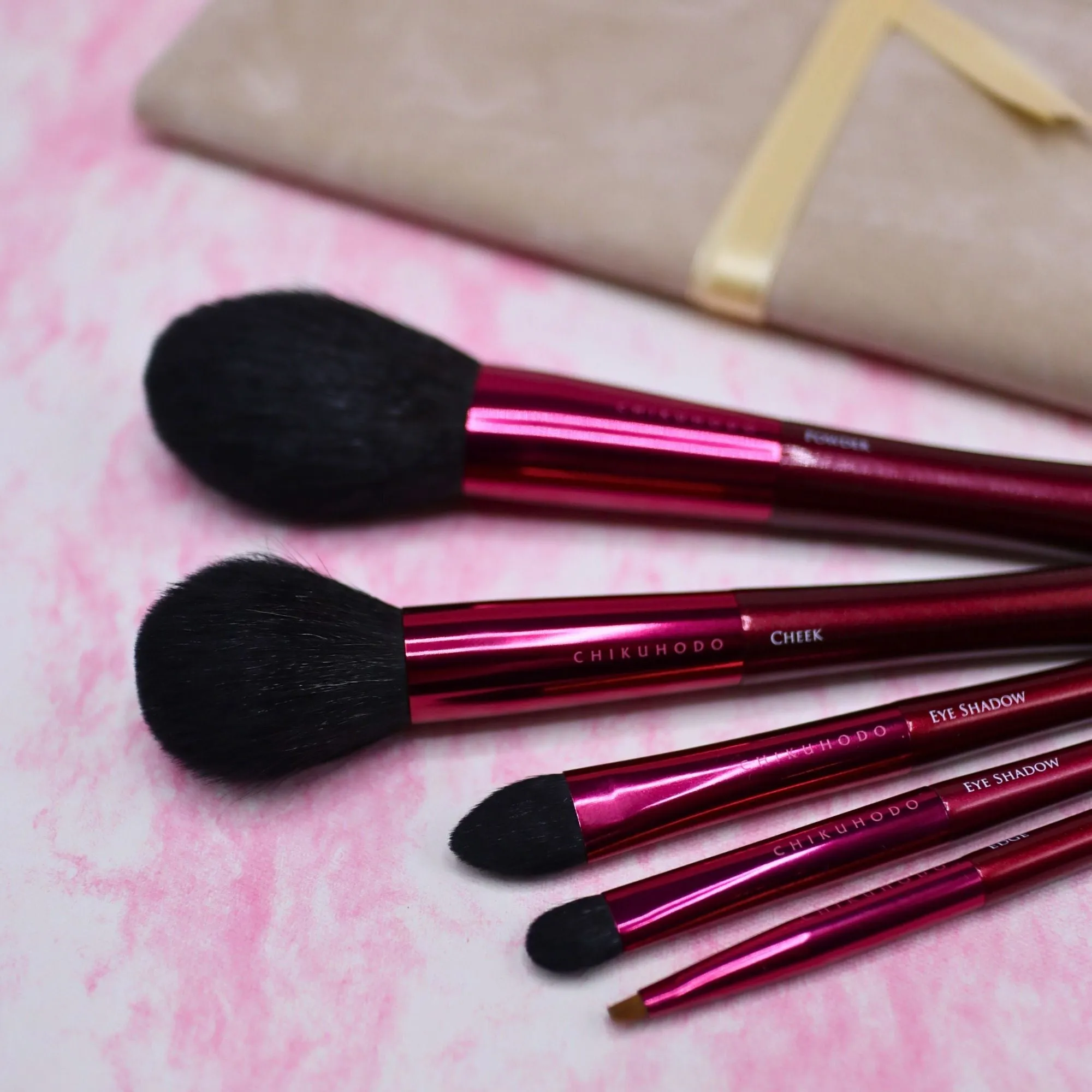 Chikuhodo PS-4 Eyeshadow Brush, Passion Series
