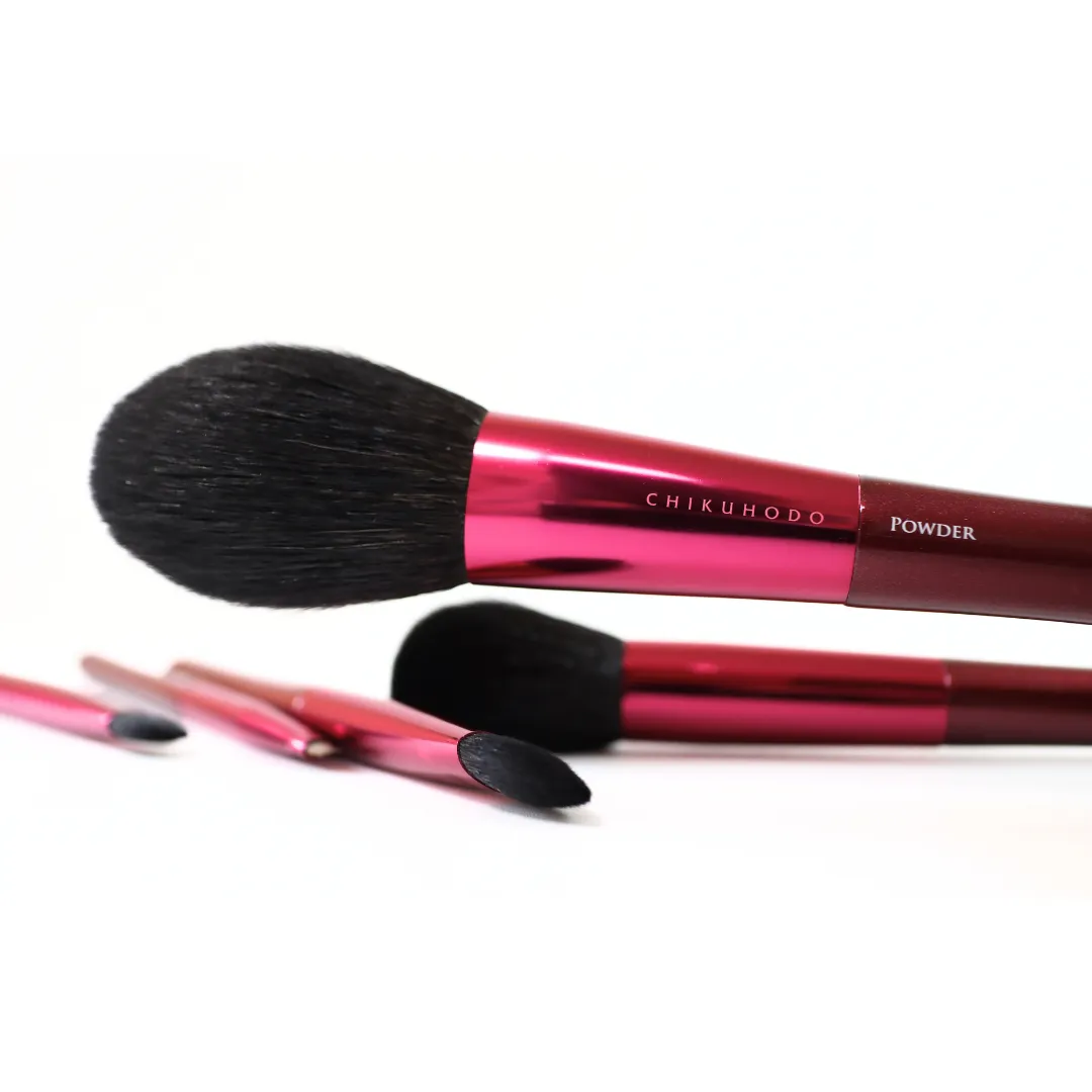 Chikuhodo PS-4 Eyeshadow Brush, Passion Series