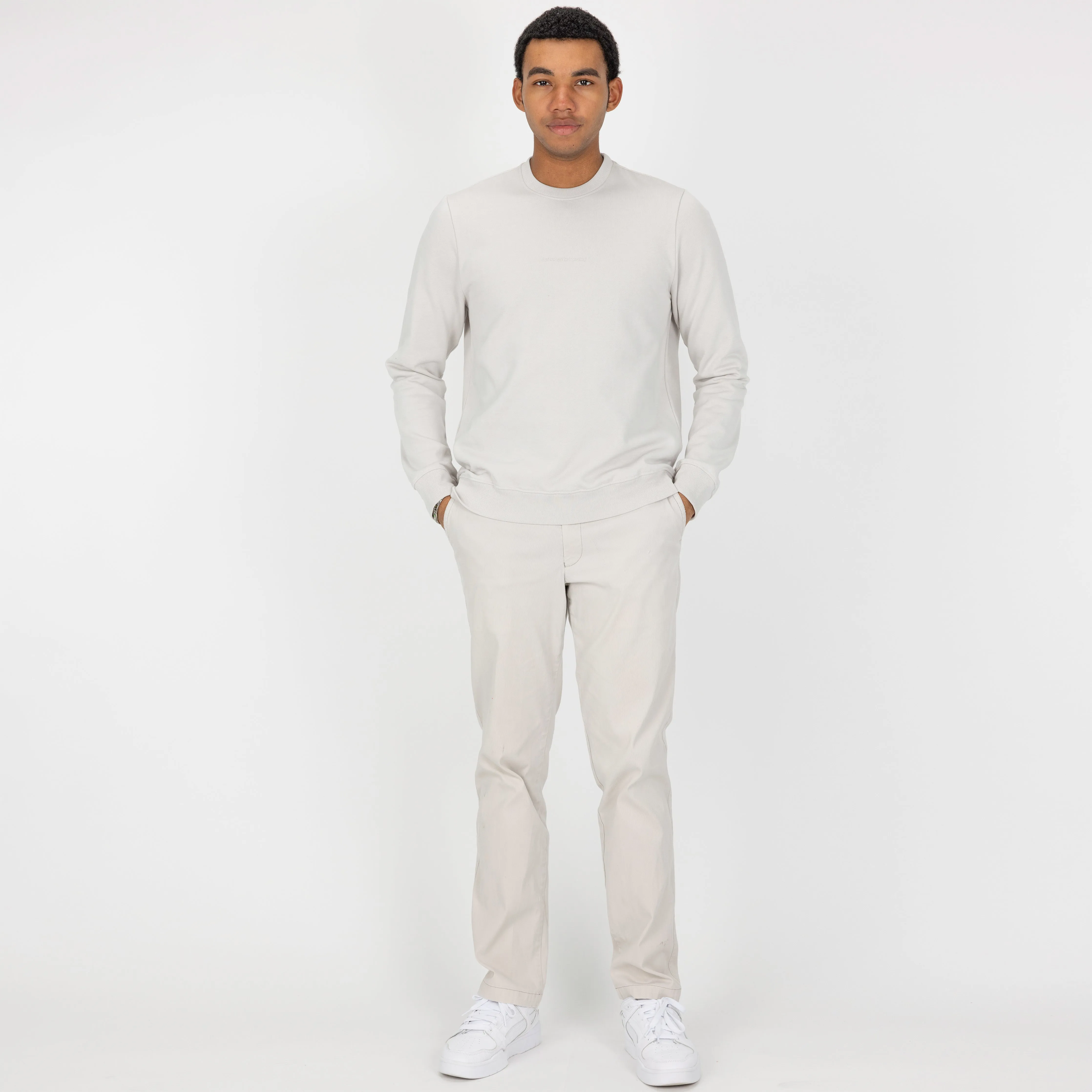 Crewneck Pullover Sweatshirt with Embroidered Icon - Oyster Mushroom / Shocked In Korean