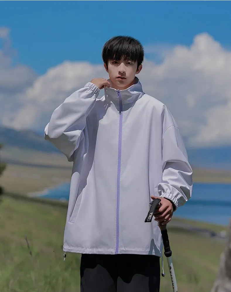 Easy-to-clean Raincoat with Drawstring Hem for Relaxed Fit