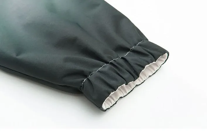 Easy-to-clean Raincoat with Drawstring Hem for Relaxed Fit