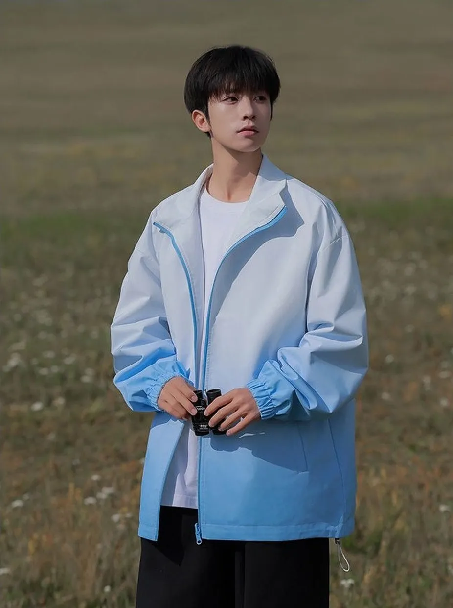 Easy-to-clean Raincoat with Drawstring Hem for Relaxed Fit