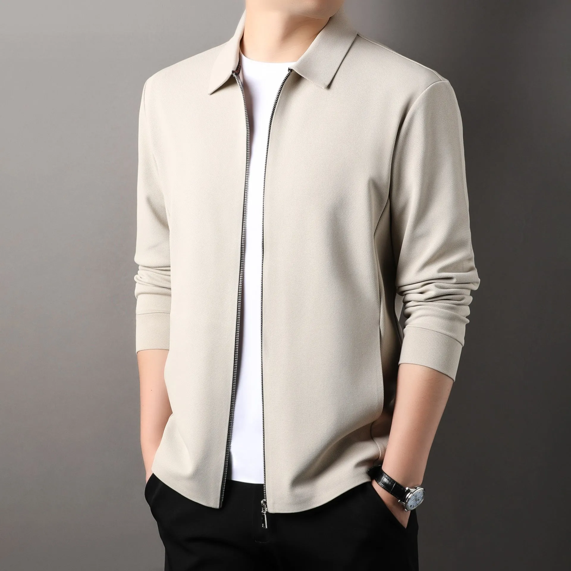 Easy-to-clean Stain-resistant Men's Sport Jacket for Casual Wear