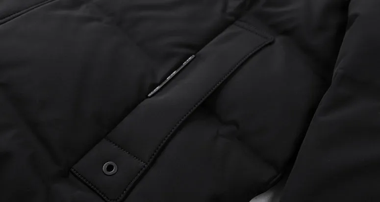 Easy-to-clean Windproof Puffer Jacket for Men with Stain-resistant Features