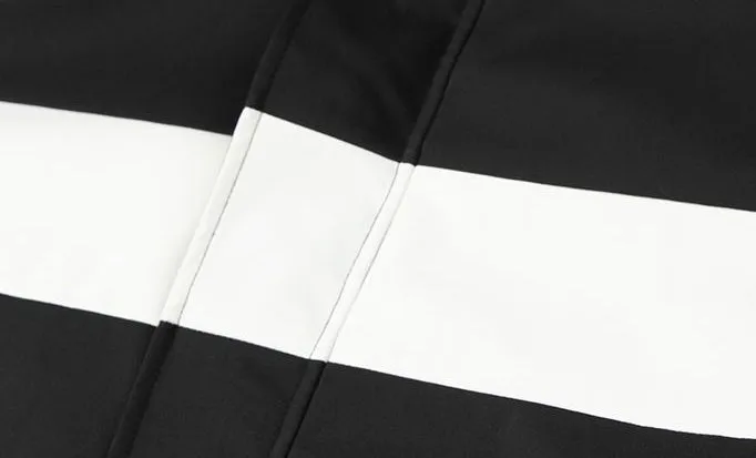 Easy-to-Clean Windproof Rain Jacket for Men in Patchwork Style