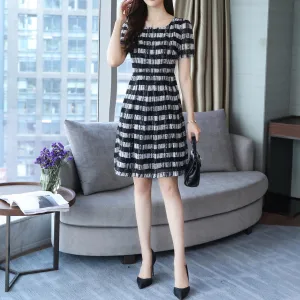 Elegant Corset Dress in Striped Design