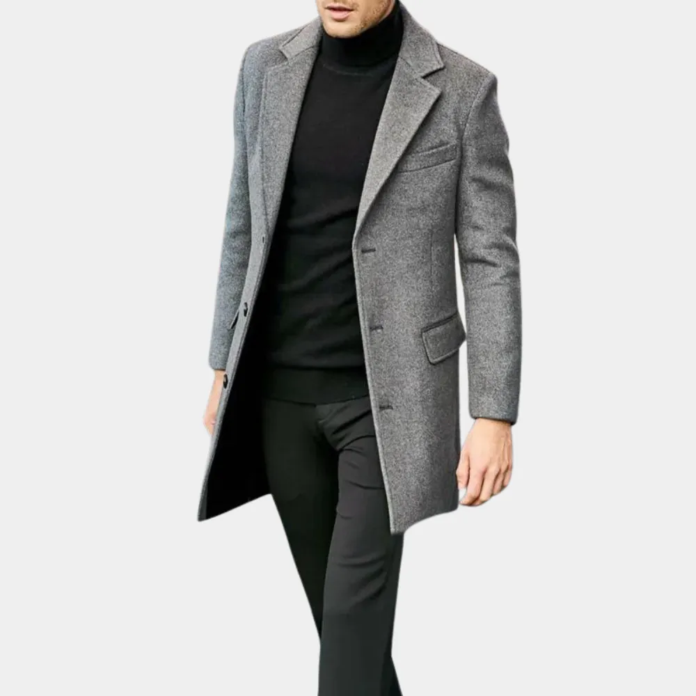 Elegant men's long coat for a stylish look
