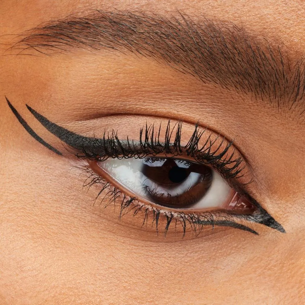 Essence super fine brush liner