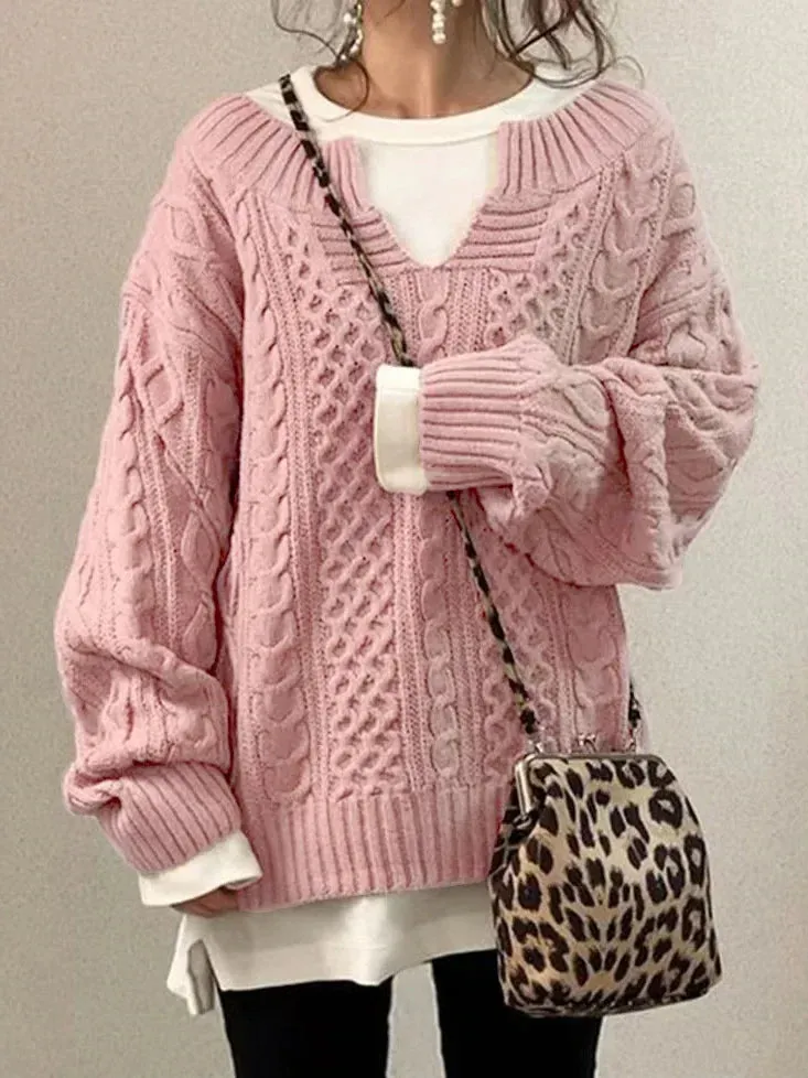 Fashionable knitted sweater for women