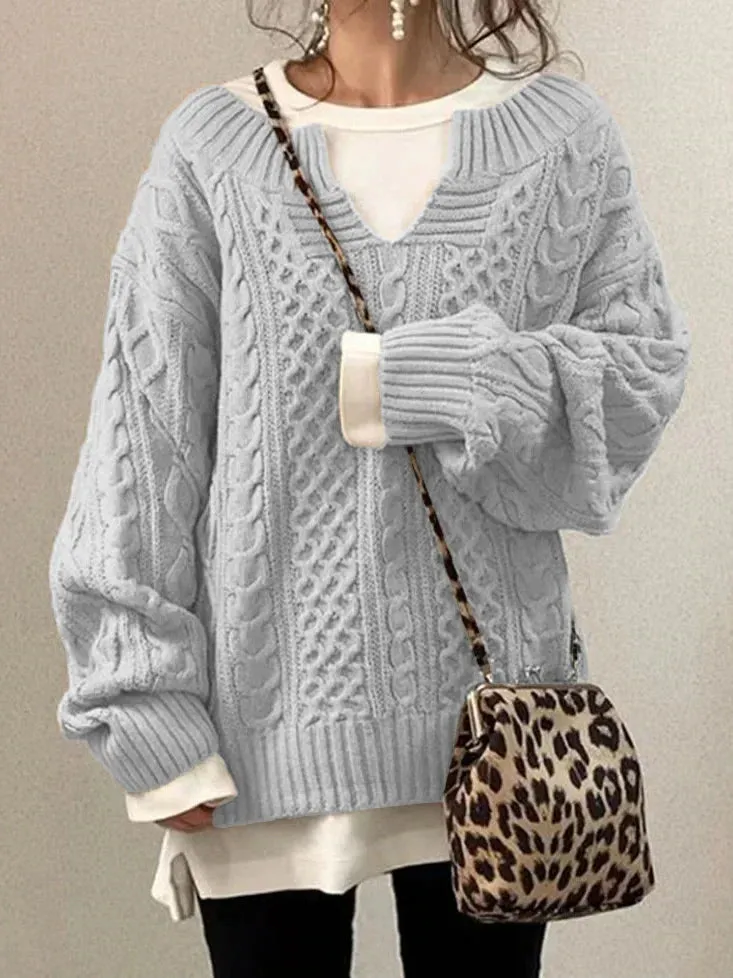 Fashionable knitted sweater for women