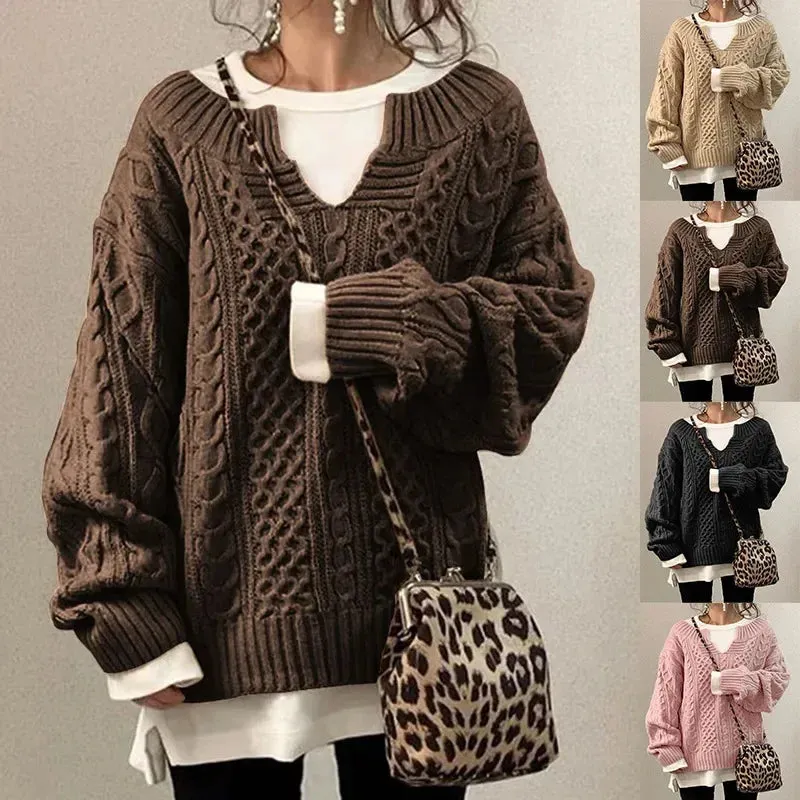 Fashionable knitted sweater for women