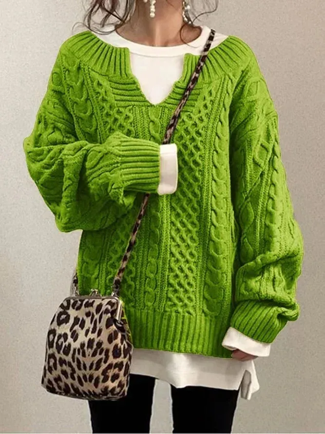 Fashionable knitted sweater for women