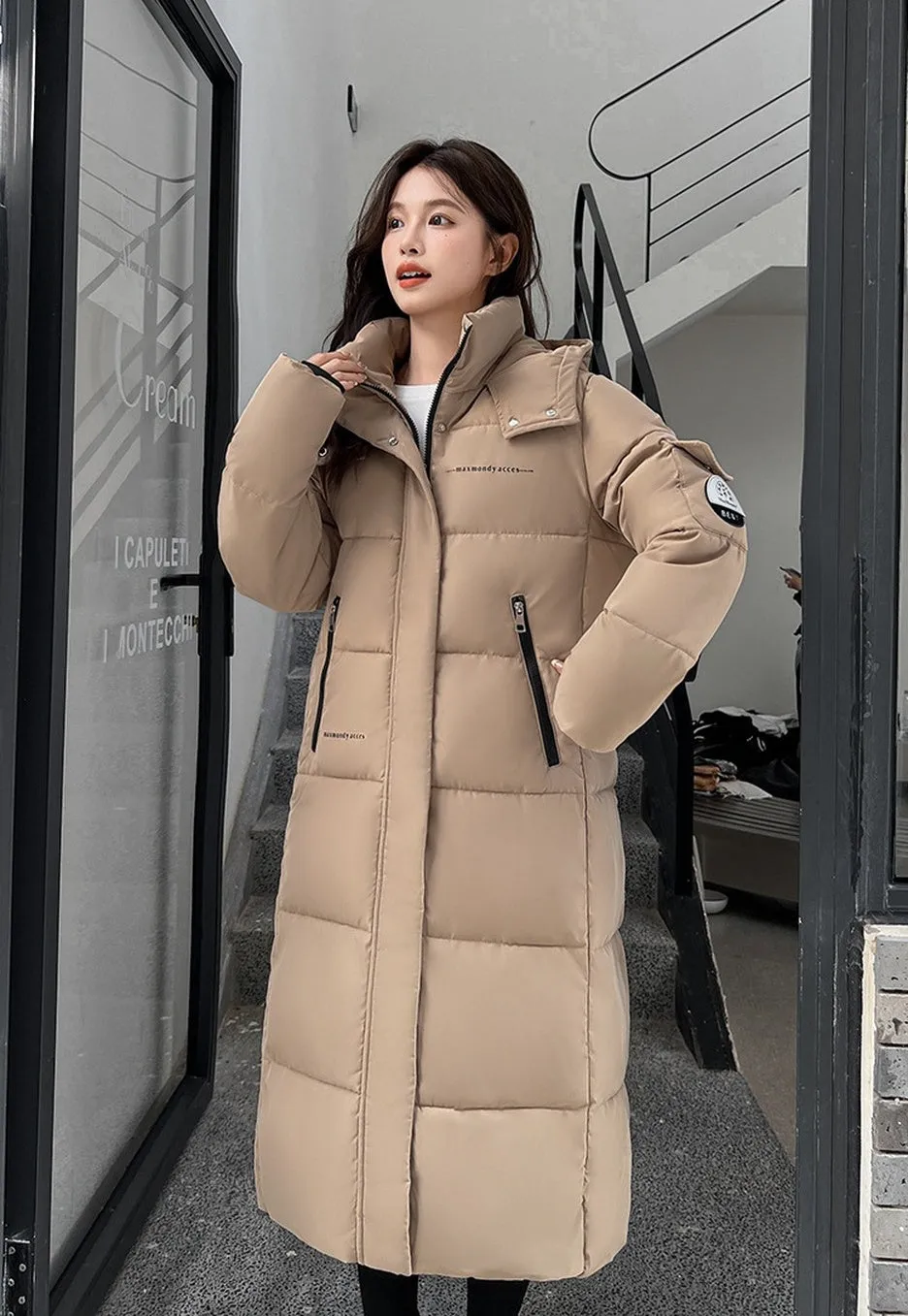 Full Zip Women's Thickened Puffer Jacket with Hood for Winter Comfort