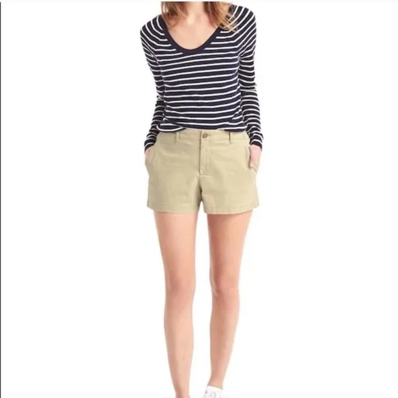 [Gap] Classic Iconic Khaki Shorts