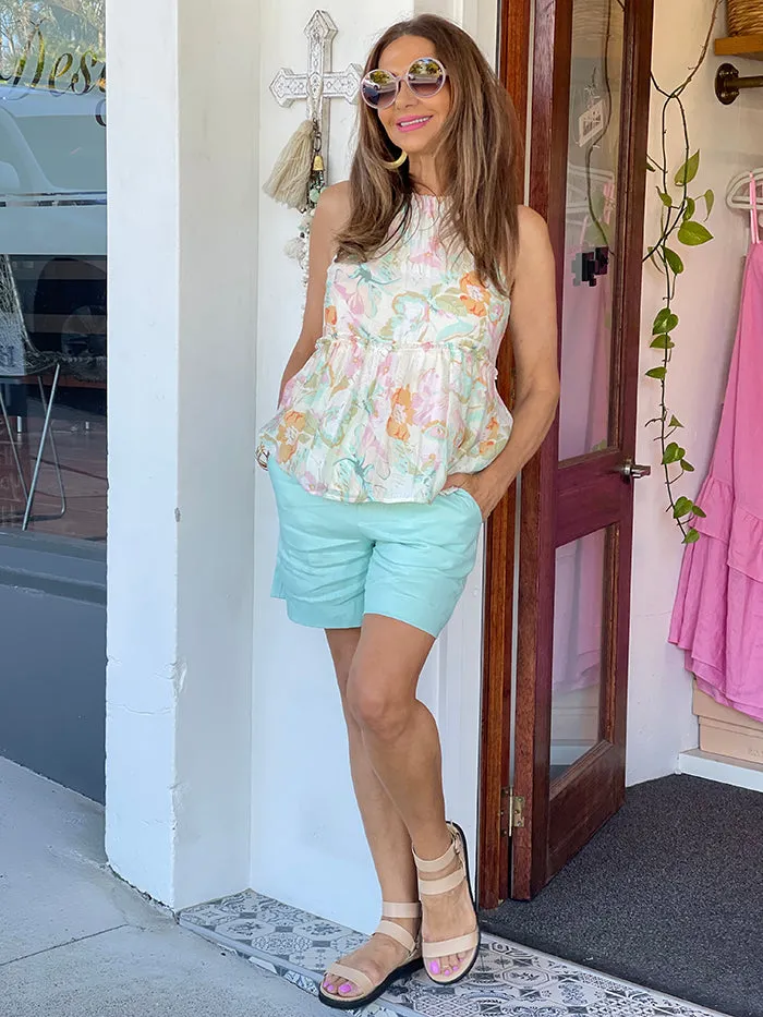 Gemma Boxy Linen Shorts - Mint