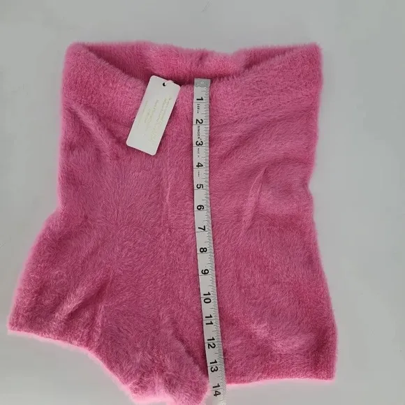 L Space Daydreaming Short Bubblegum Pink fuzzy soft size Medium