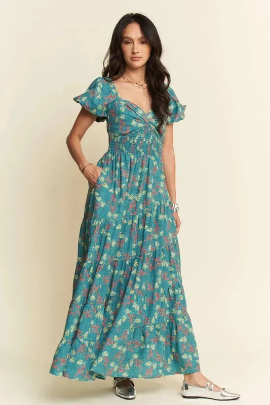 Lightweight Sweetheart Neck Textured Tiered Maxi Dress