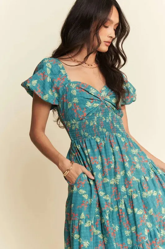 Lightweight Sweetheart Neck Textured Tiered Maxi Dress