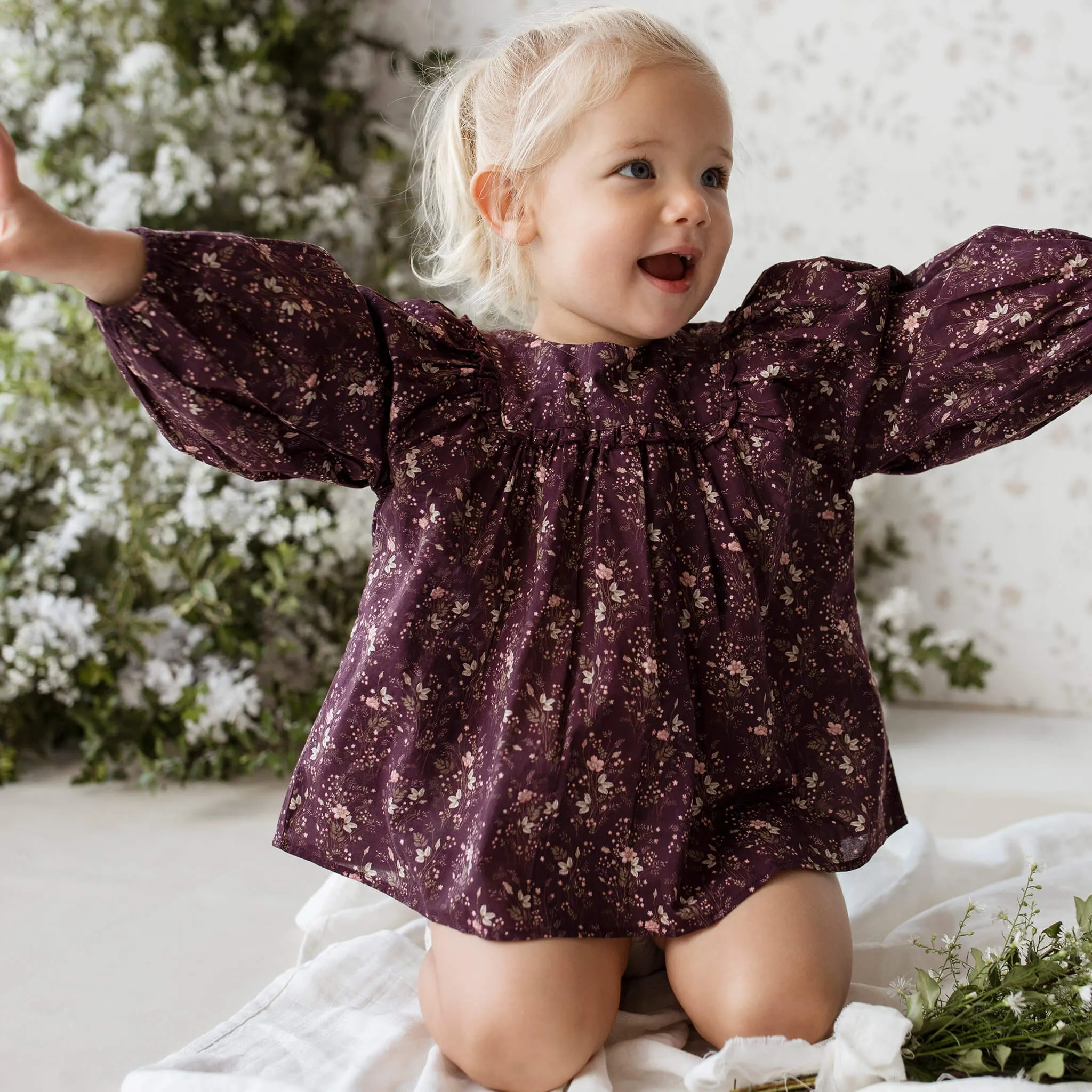 Lila Blouse aus 100% Bio-Baumwolle - Luna Floral Kollektion