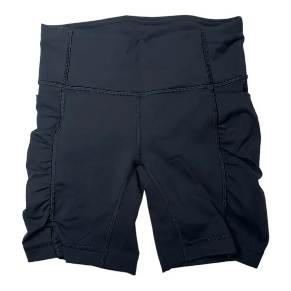 LULULEMON BLACK RUCHED‎  6.5” BIKE SHORTS SIZE 2