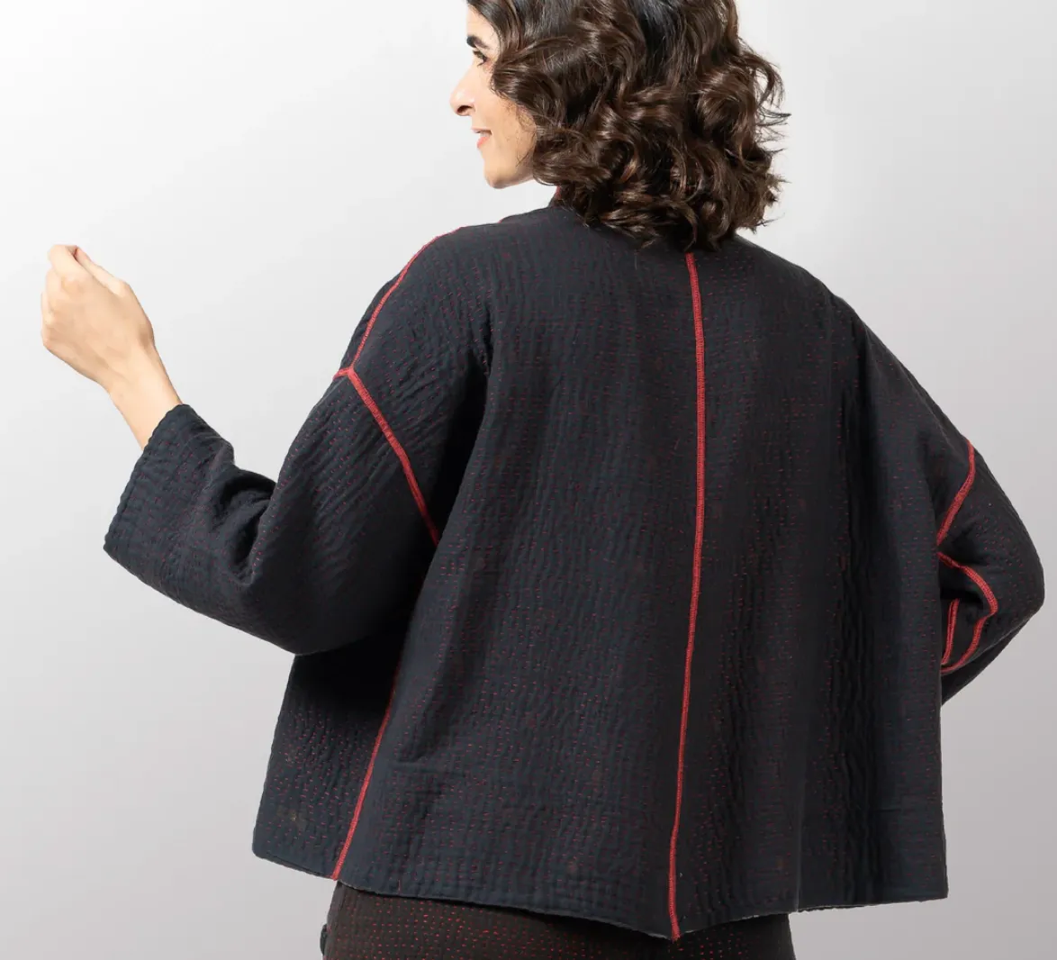 Monotone Twilight Print Kantha Stand Collar Cropped JKT
