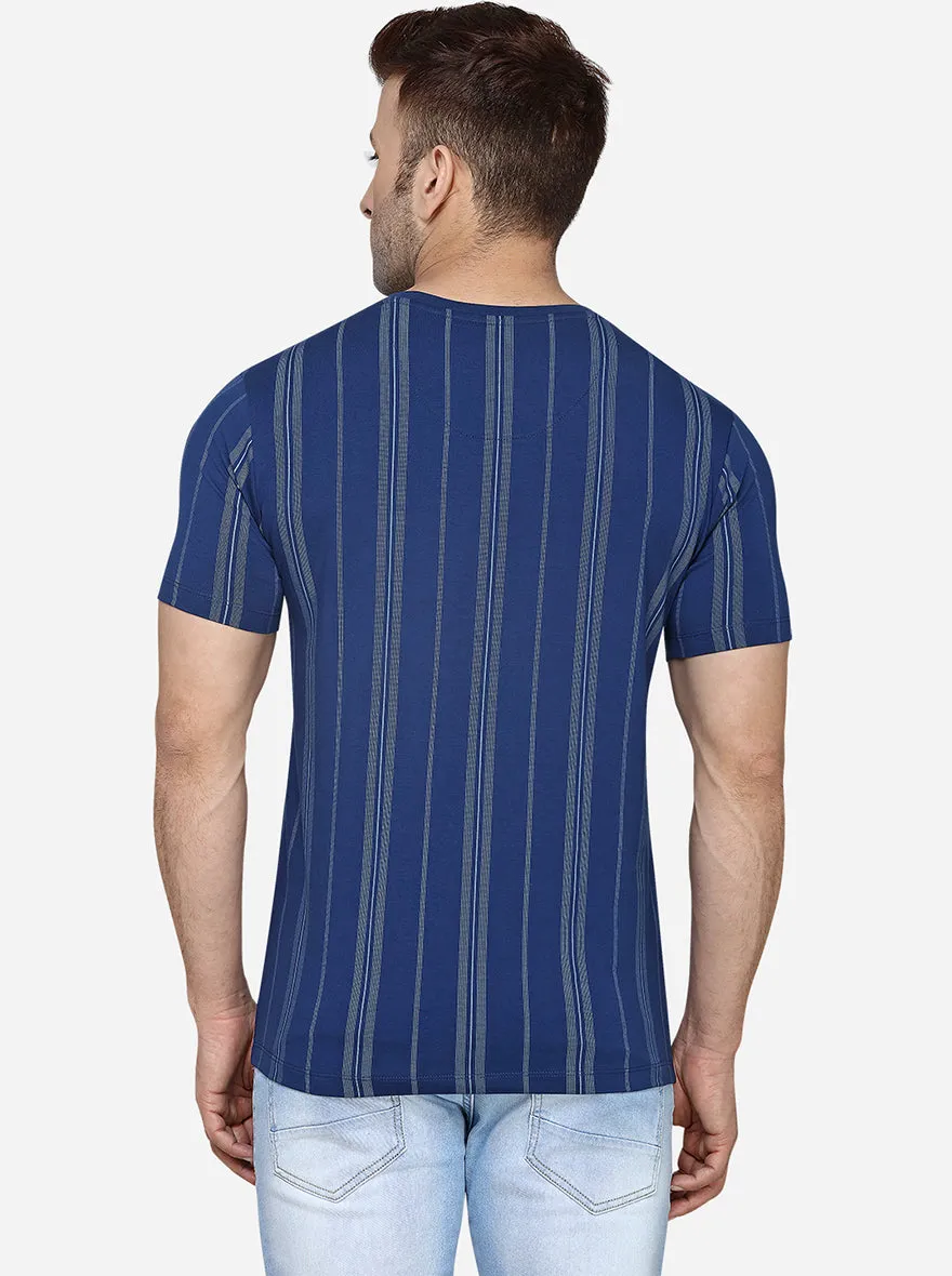 Navy Blue Printed Slim Fit T-Shirt | JadeBlue