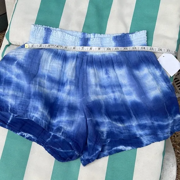 NEW Michael Stars Ava Luxe Tee and Smocked Tie Die Lined Gauze Shorts Size L