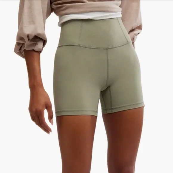 NWOT Free People Movement Never Better green shorts