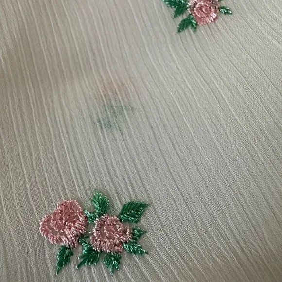 NWT Victoria's Secret White Sheer Long Floral Embroidered Robe, Sz XS/S