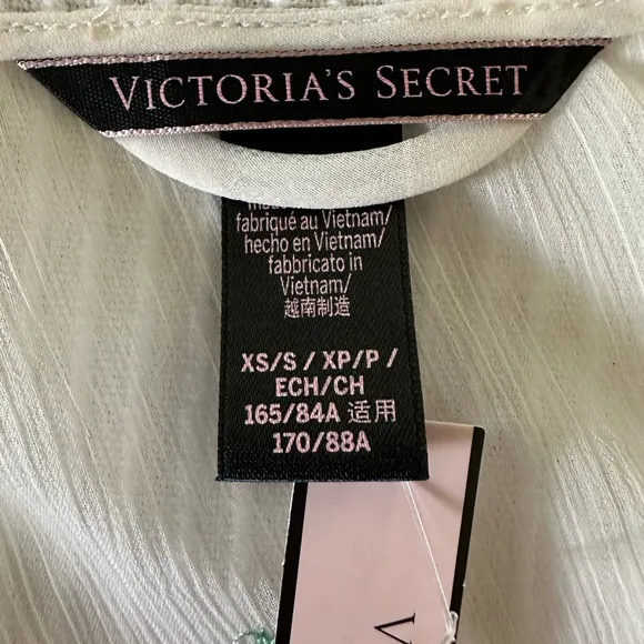 NWT Victoria's Secret White Sheer Long Floral Embroidered Robe, Sz XS/S
