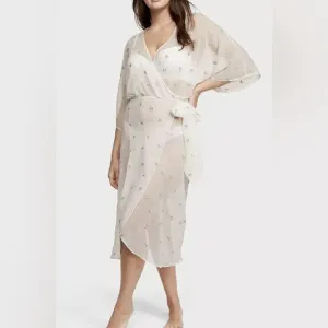 NWT Victoria's Secret White Sheer Long Floral Embroidered Robe, Sz XS/S
