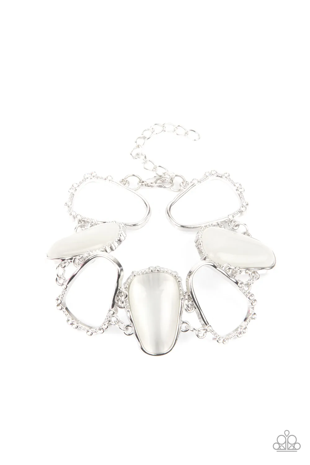 Paparazzi - Yacht Club Couture - White Bracelet