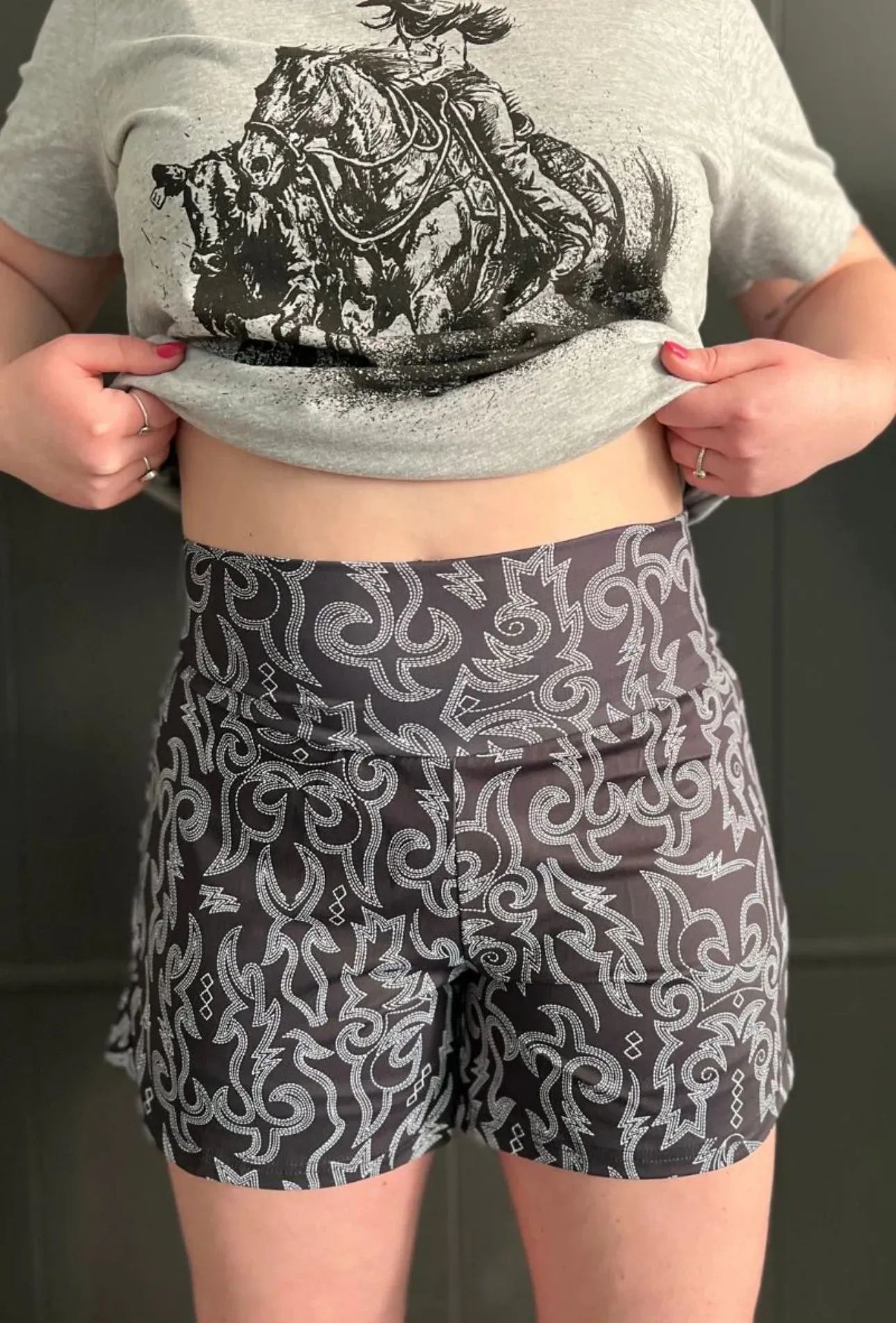 RODEO NIGHTS SHORTS