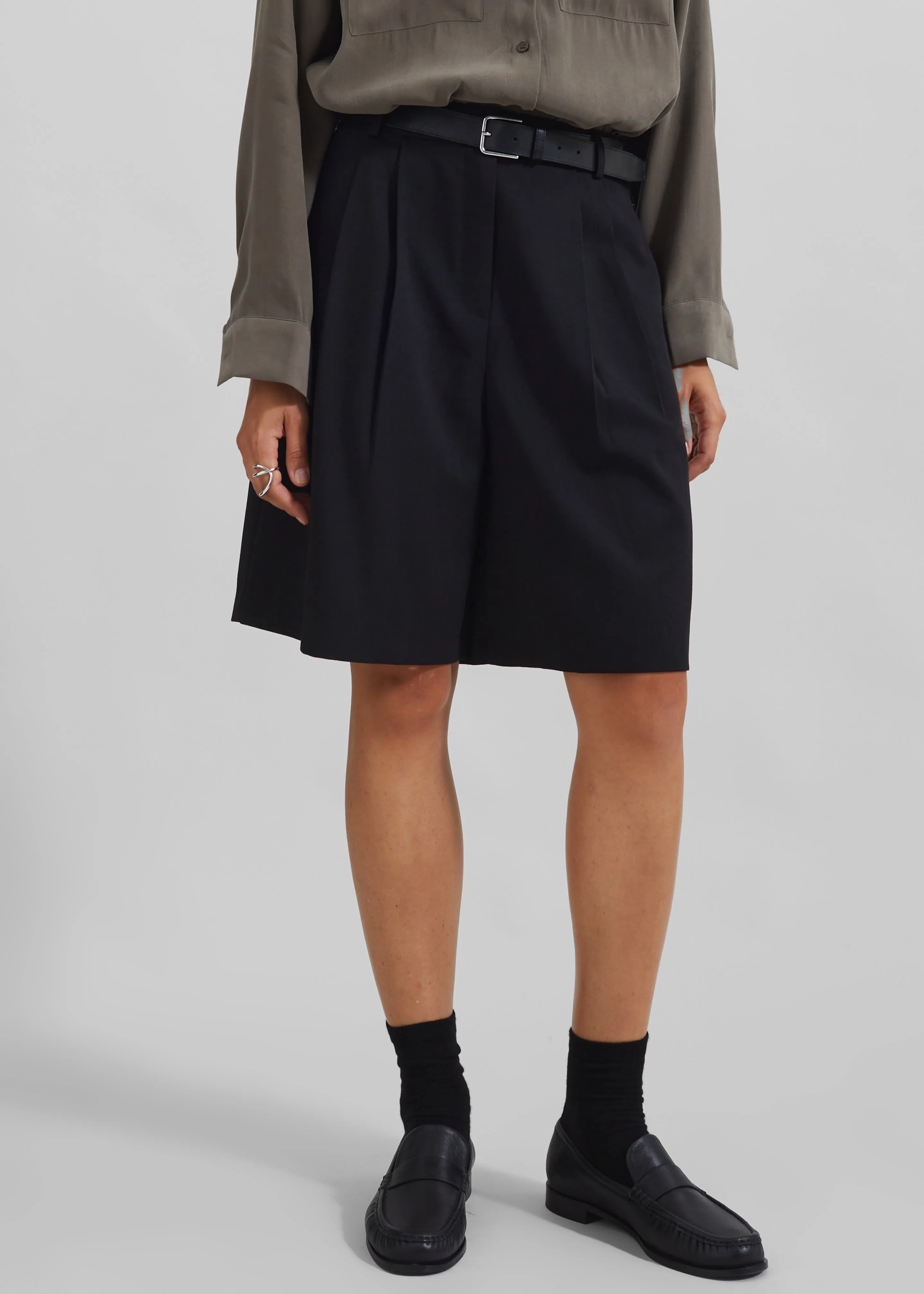 Sava Bermuda Shorts - Black