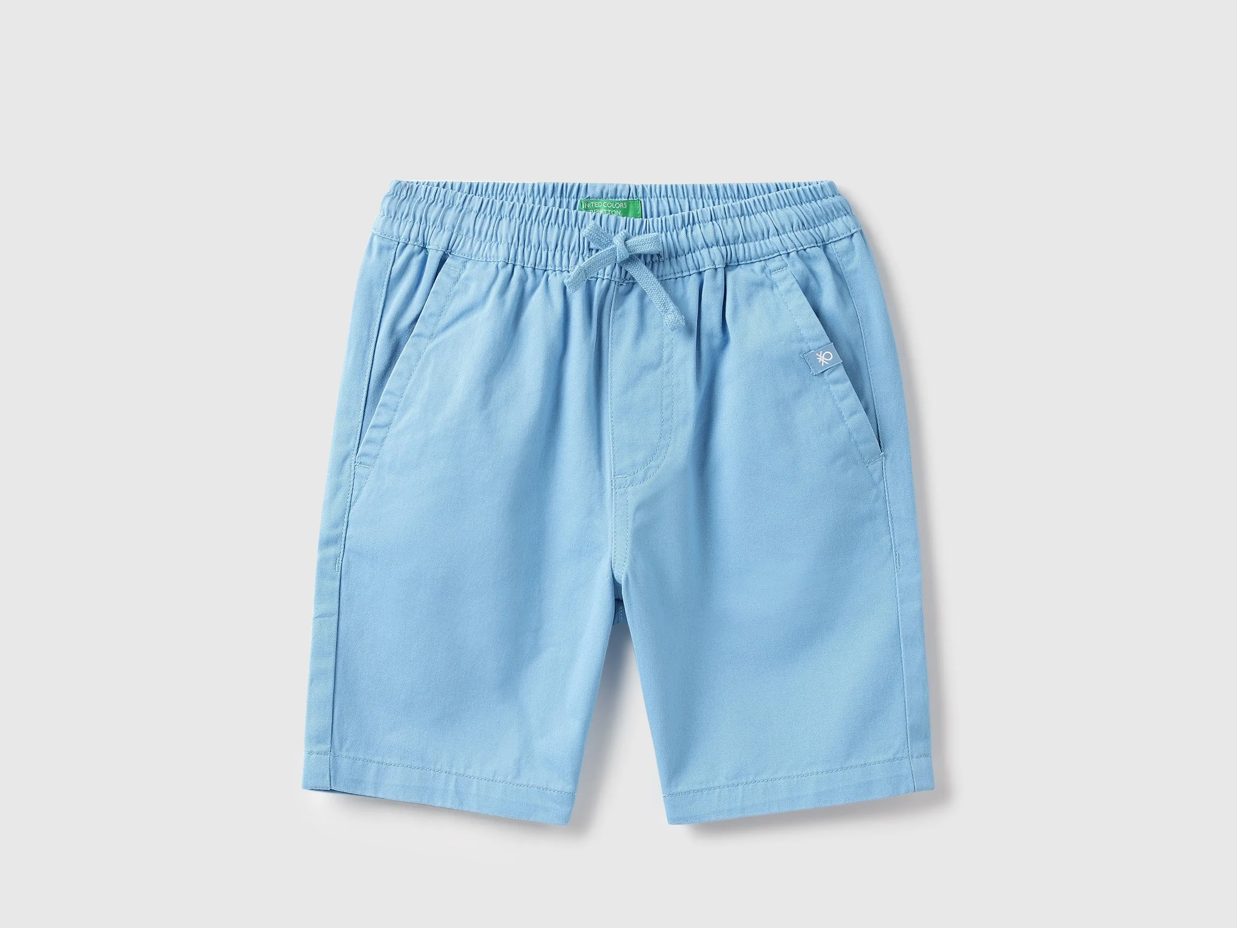 Solid Regular Fit Regular Shorts