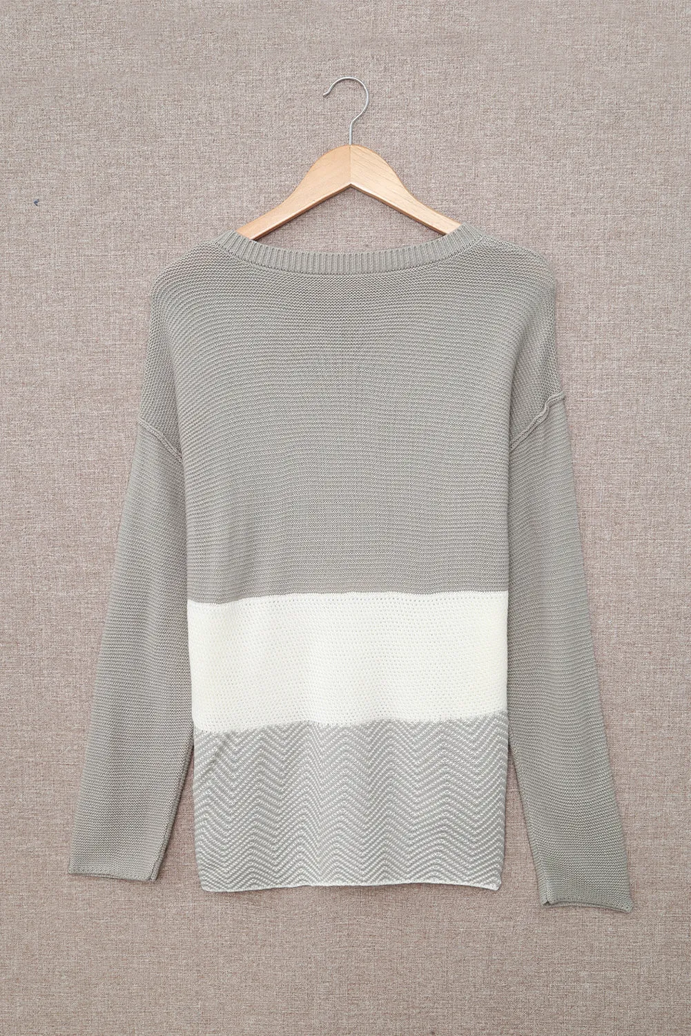 Splicing Buttoned Knitted Long Sleeve Sweater