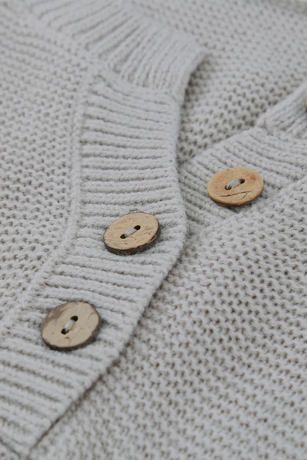 Splicing Buttoned Knitted Long Sleeve Sweater