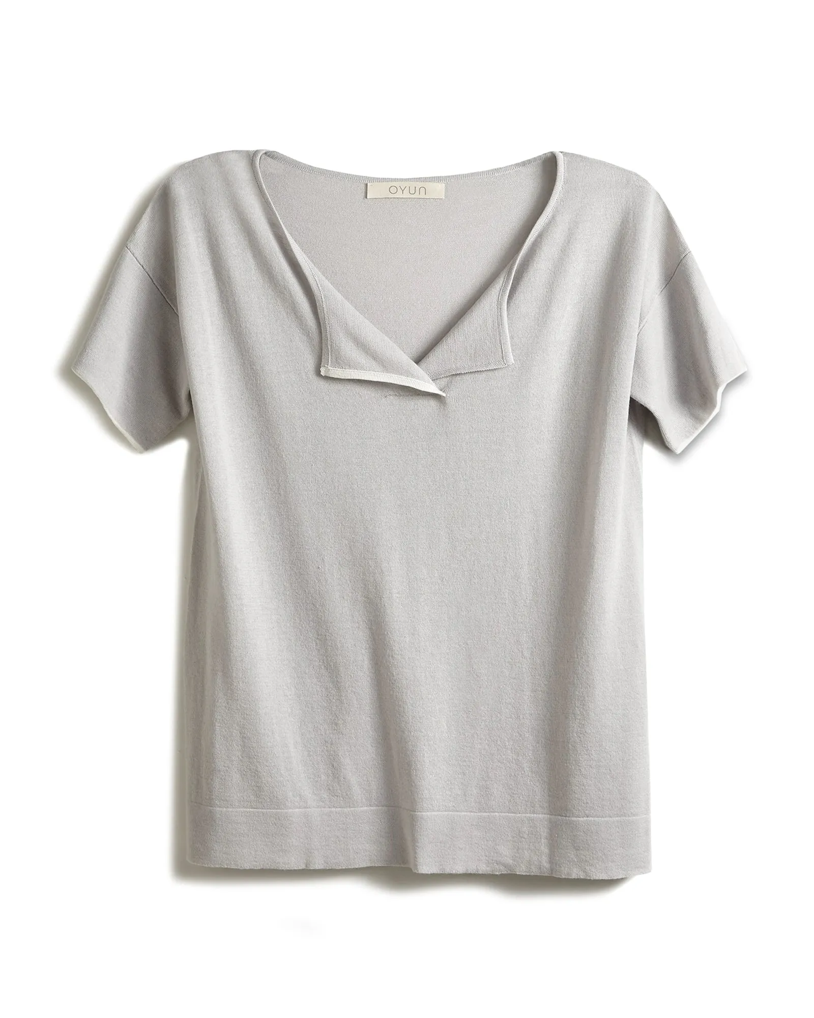 SPLIT NECK TEE
