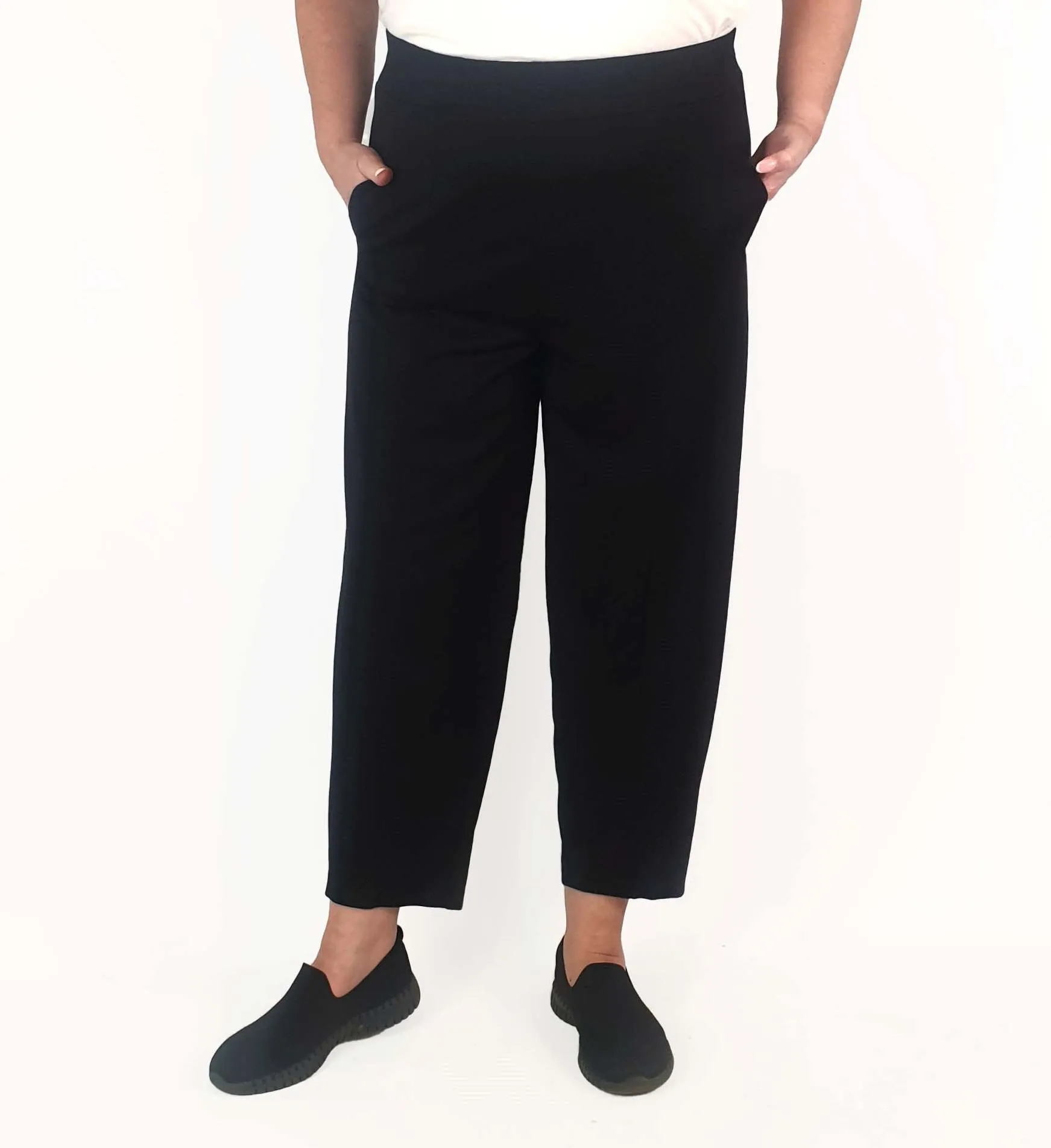 Tirelli black lounge style pants size XL