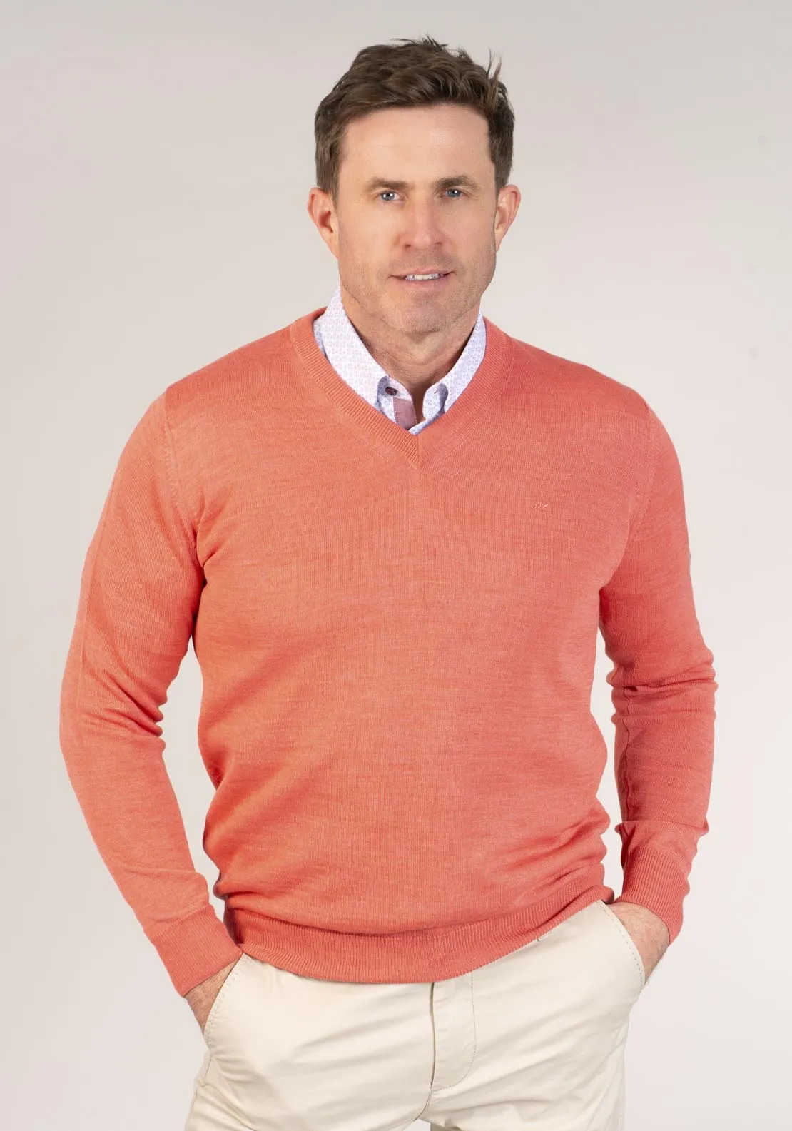 V-Neck Pullover - Red