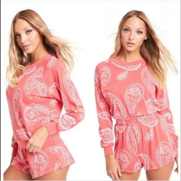 Wildfox Jumbo Paisley Coral Shorts Size XS NWT