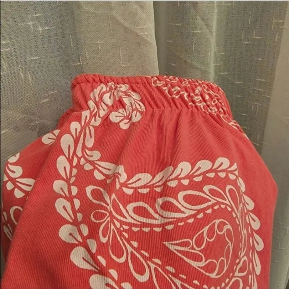 Wildfox Jumbo Paisley Coral Shorts Size XS NWT